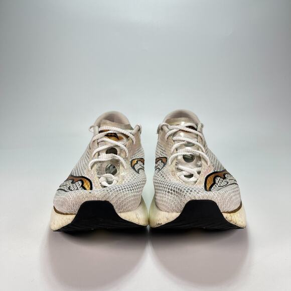 Saucony Endorphin Pro 3 White Gold Athletic Running Shoes S20755-13 Mens Size 12 main image 4